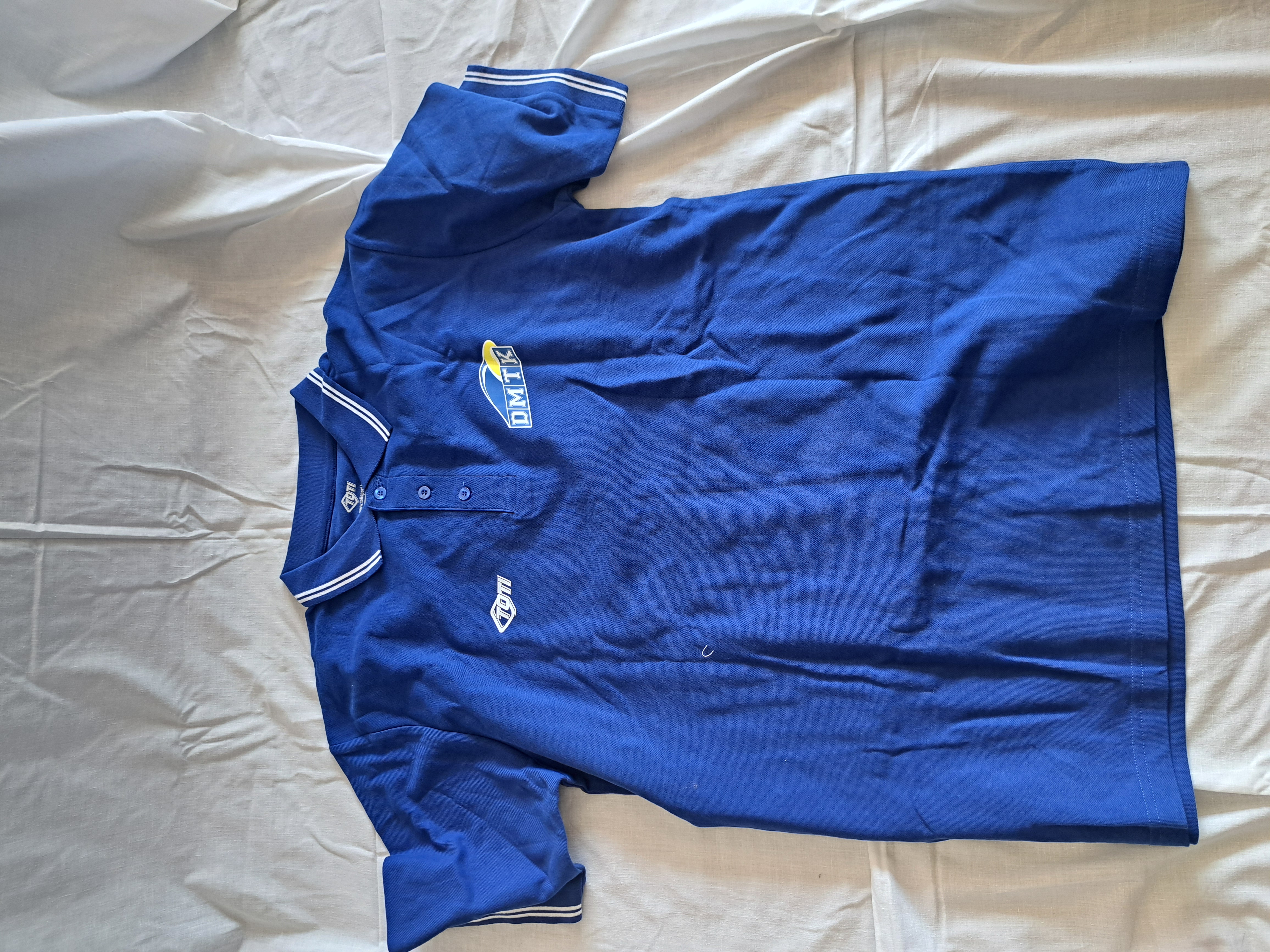 Galléros kék póló